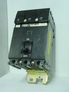 Square D FA32020 Circuit Breaker
