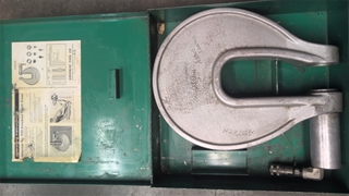 Greenlee 1731H767 Hydraulic Knockout Punch Kit. Includes 1731 driver, 1/2 inch to 2 inch Slug-Buster punches and dies, draw studs, and plastic carrying case. Requires external 10,000 PSI hydraulic pump (not included). Rated for 10 gauge mild steel.